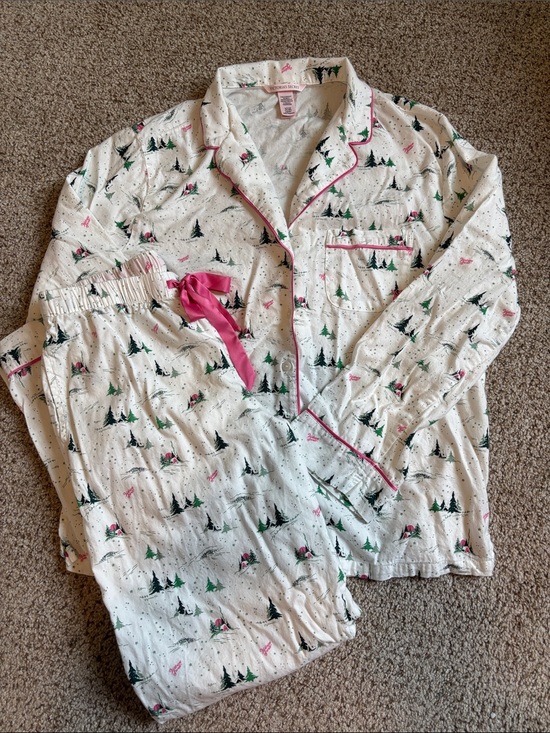 Victoria's Secret Other - Victoria’s Secret Flannel Whimsey Forest Scene Pajama Set Size Small | holiday |